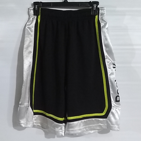 Reebok Basketball Shorts Size S - Picture 2 of 3